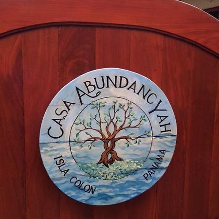 بوكاس تاون Casa Abundancyah B&B المظهر الخارجي الصورة